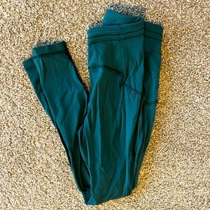 Lululemon size 4 swift speed high rise tight